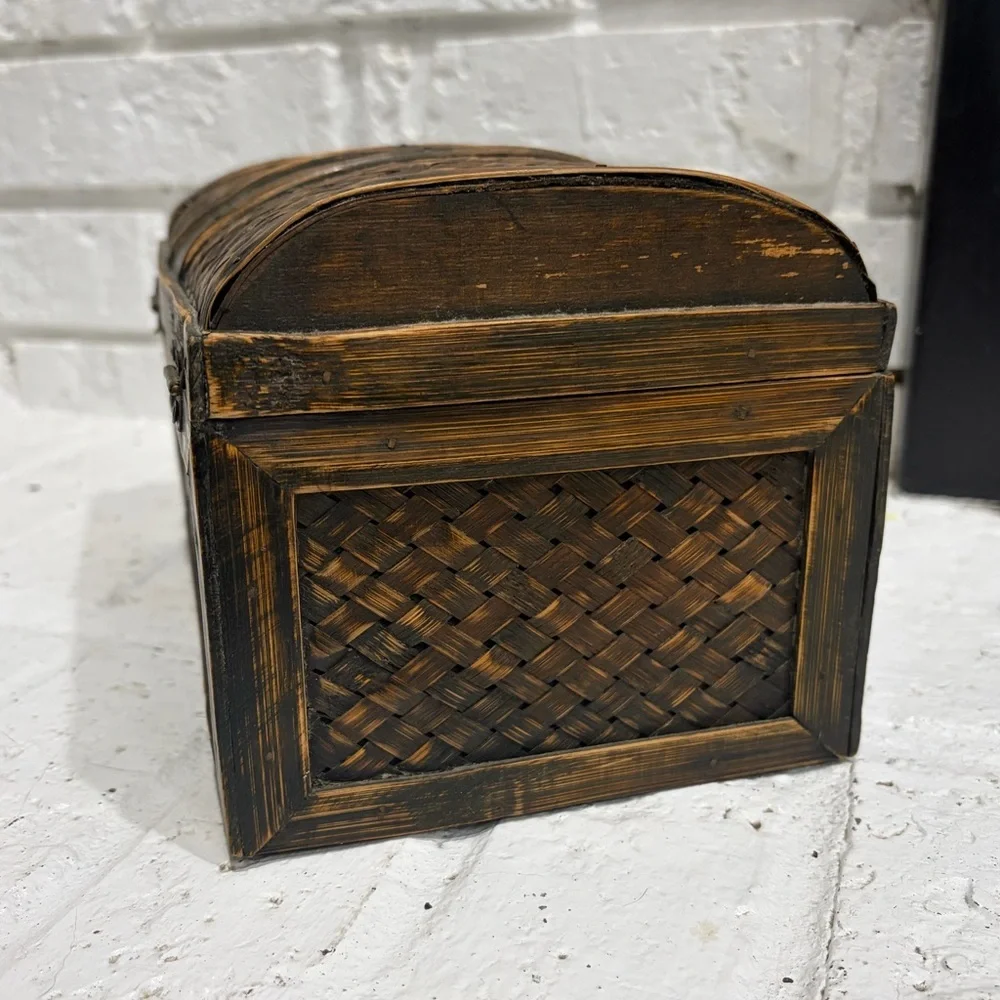 Woven Wood and Brass like Accent Treasure Chest - Picture 7 of 7